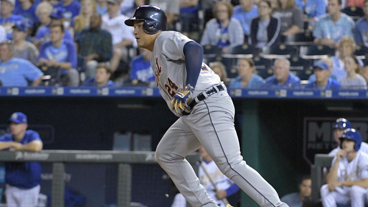 Cabrera homers, drives in 4 runs as Tigers top Roy